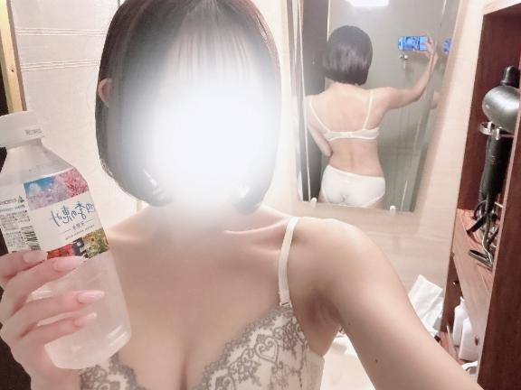 昨日もありがとう😊|写メ日記|しおり★キス魔の超密着美少女★|鶯谷 一般デリヘル 鶯谷Tiara~ティアラ~