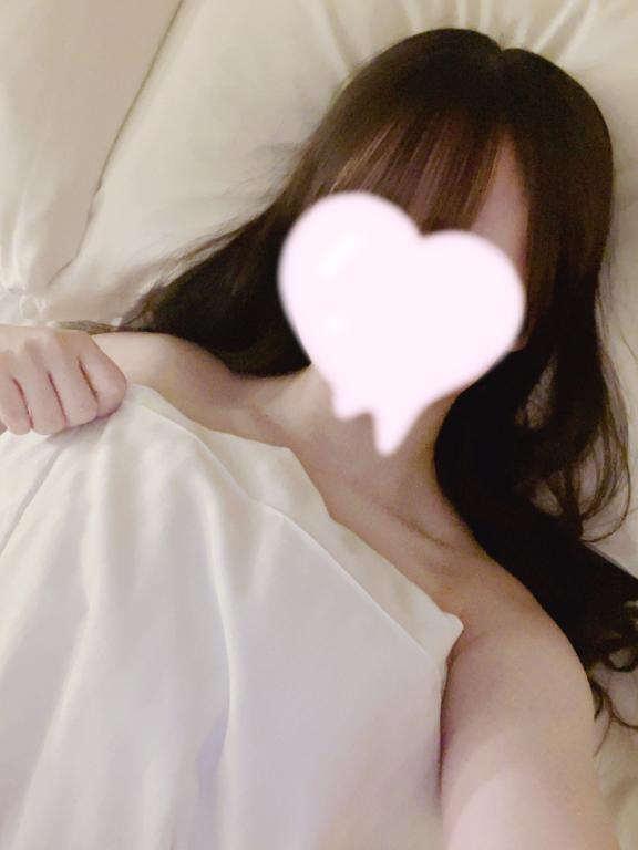 おやすみ😴｜写メ日記｜なみ★ドM気質のG乳娘降臨★｜鶯谷 一般デリヘル 鶯谷Tiara～ティアラ～