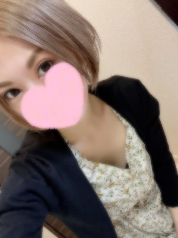 本日♡｜写メ日記｜高梨れい(たかなしれい)｜鶯谷 人妻デリヘル 鶯谷ナンバーワン
