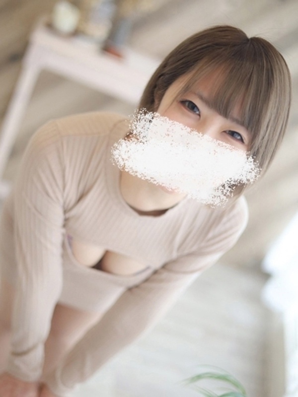 愛川柚羽(あいかわゆずは)