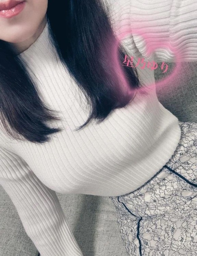 雨の日曜日。｜写メ日記｜星乃ゆり(ほしのゆり)｜鶯谷 人妻デリヘル 鶯谷ナンバーワン