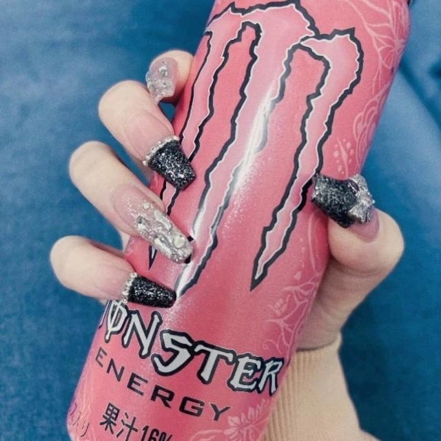 New Nail💅｜写メ日記｜みこと｜鶯谷 人妻デリヘル One More 奥様 鶯谷店