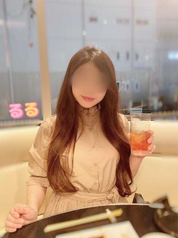 あっ...落ちた。拾って〜〜😭｜写メ日記｜るる｜鶯谷 出張M性感 変態なんでも鑑定団