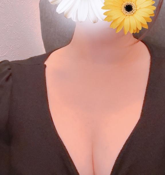 搾り取っちゃいますよ〜☺️💕(江藤亜美)｜写メ日記｜江藤　亜美｜鶯谷 人妻デリヘル 東京ローズマリー