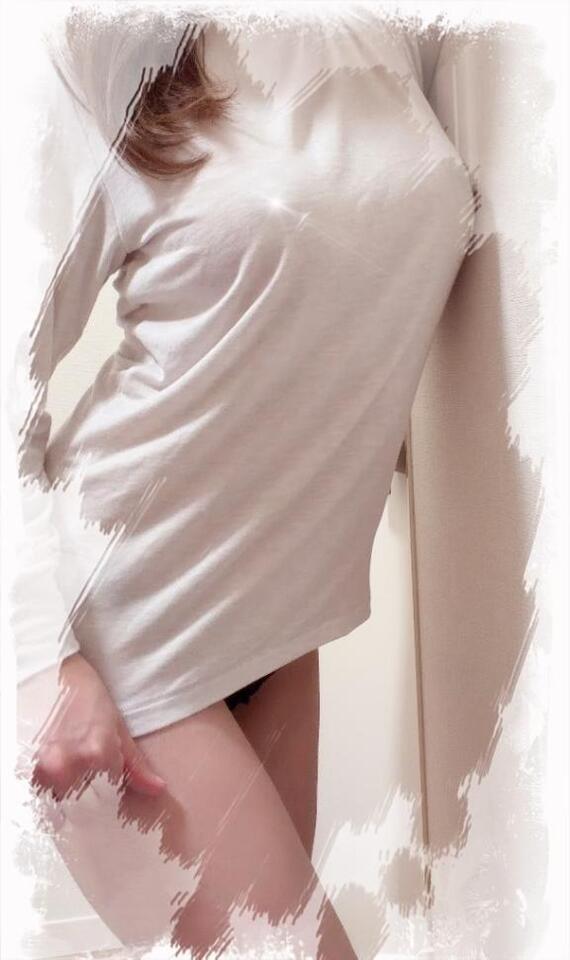 ゆっくり　剥いちゃう😍｜写メ日記｜北川優花｜鶯谷 人妻デリヘル 東京ローズマリー