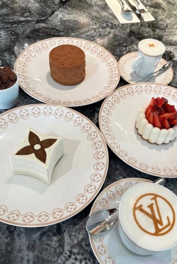 おはようございます🌸｜写メ日記｜瀬名　麻衣子｜鶯谷 人妻デリヘル 東京ローズマリー