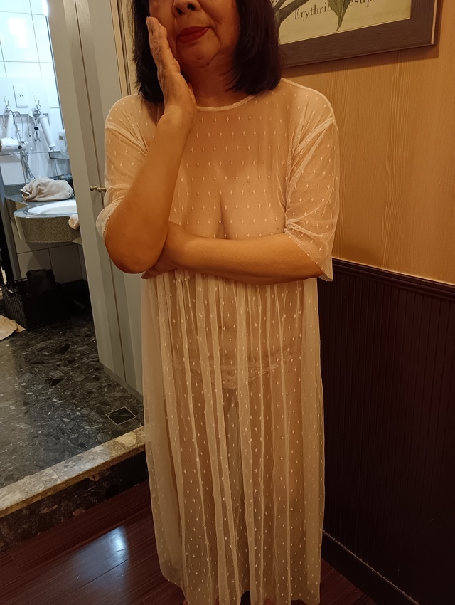 ちょっと恥ずかしい｜写メ日記｜上杉　ひろみ｜鶯谷 人妻デリヘル しゅうかつ倶楽部