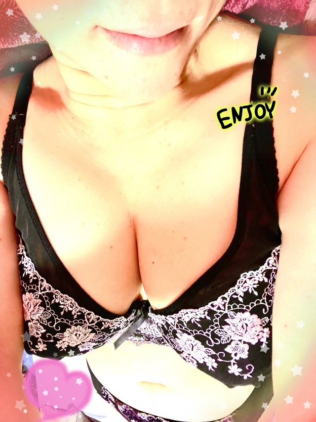 30日(日)の15:00から出勤｜写メ日記｜佐々木ほのか｜鶯谷 人妻デリヘル しゅうかつ倶楽部