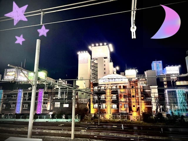 フェチ様は忍んでいる、、。