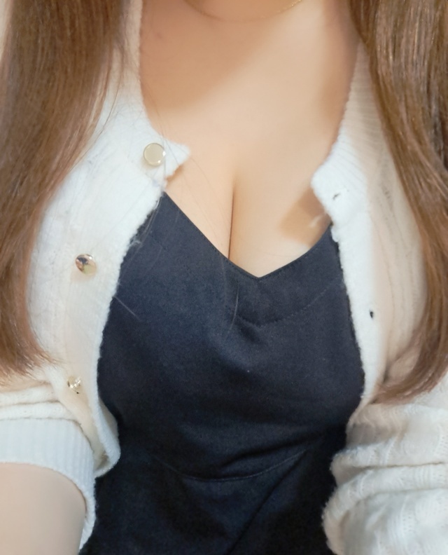 出勤してまーす😚｜写メ日記｜あゆみ｜鶯谷 ぽっちゃりデリヘル 僕のぽっちゃり伝説