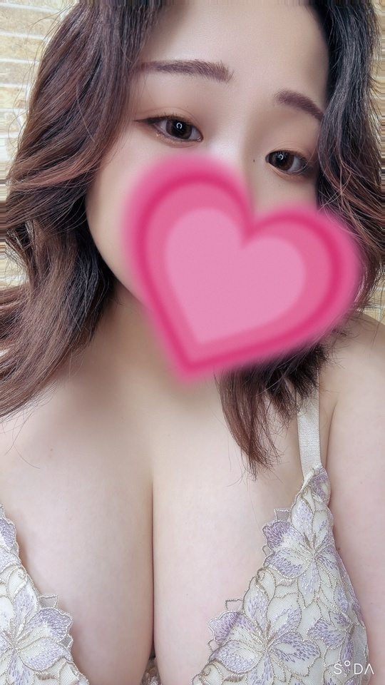 どっちがいいかな？｜写メ日記｜はる｜鶯谷 ぽっちゃりデリヘル 僕のぽっちゃり伝説