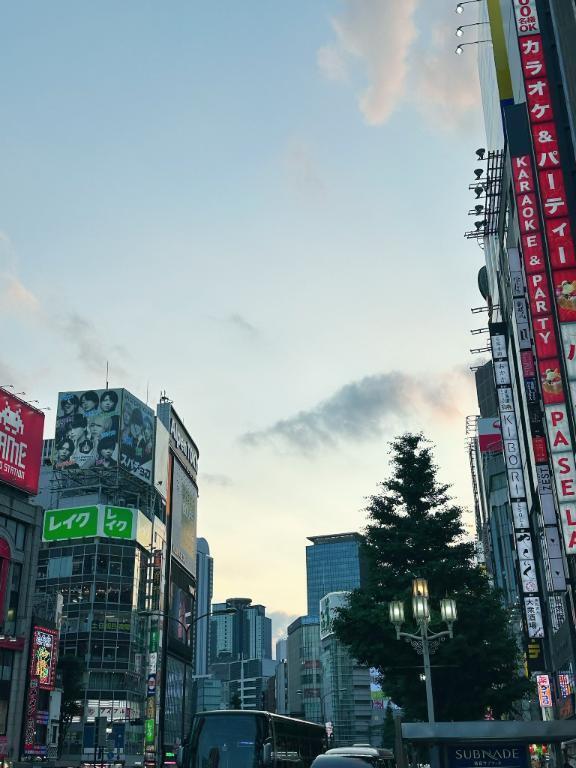 この空の下で巡り合う奇跡ってあるのかな？｜写メ日記｜萩野 あまね｜渋谷 高級デリヘル RANUNCULUS（ラナンキュラス）