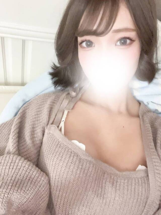 どうしようかなぁ〜！？と思ってるお兄さん💃｜写メ日記｜体験入店 えま｜鶯谷 韓国デリヘル シンドガール