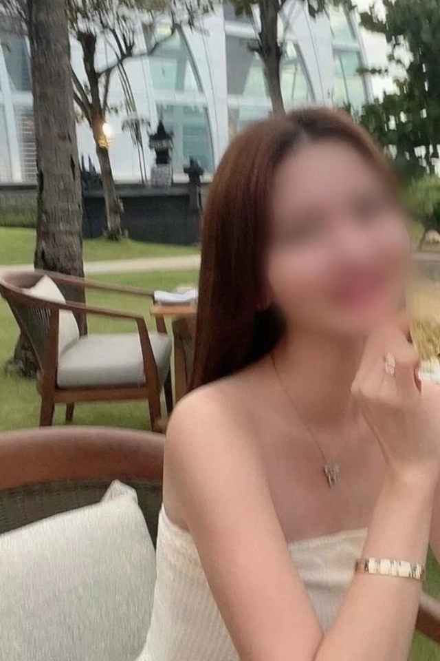 ハンドクリーム塗り直し🫶✨｜写メ日記｜南沢 莉乃｜渋谷 高級デリヘル レス青山