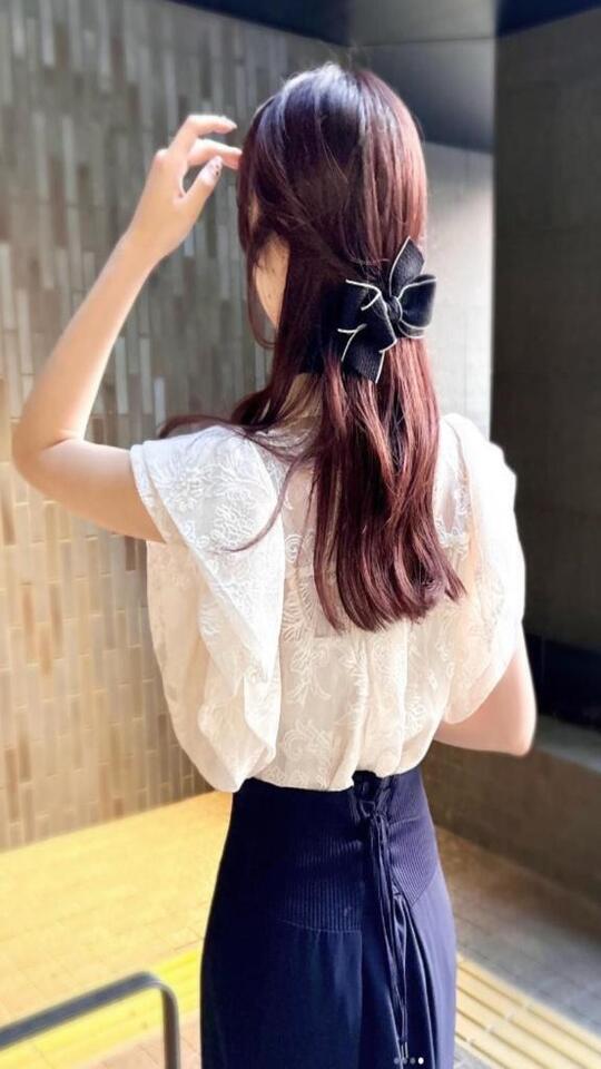 今日ちょっと髪うまく巻けた🌀🎀｜写メ日記｜真白 小雪｜渋谷 高級デリヘル レス青山