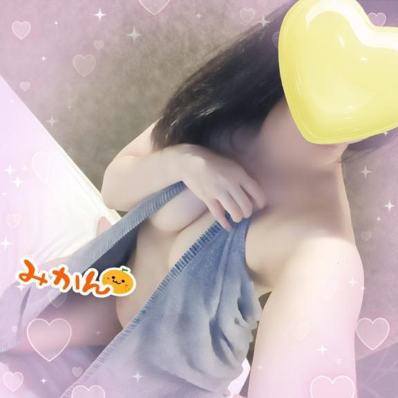 本日出勤！🍊｜写メ日記｜みかん｜池袋 人妻デリヘル One More 奥様 池袋店