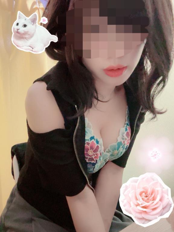 出勤しました🩷｜写メ日記｜しおん｜池袋 人妻デリヘル One More 奥様 池袋店