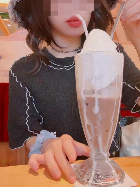 明日は出勤❤️ありがとう❤️｜写メ日記｜しおん｜池袋 人妻デリヘル One More 奥様 池袋店