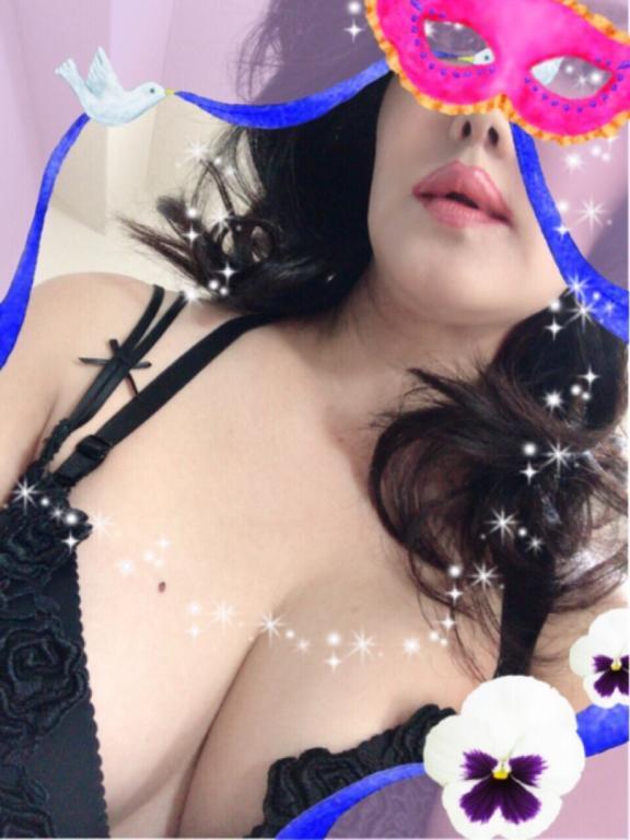 無人島に女がひとり辿り着く映画｜写メ日記｜桐島（きりしま）｜品川・五反田 人妻デリヘル 東京セレブな美人妻