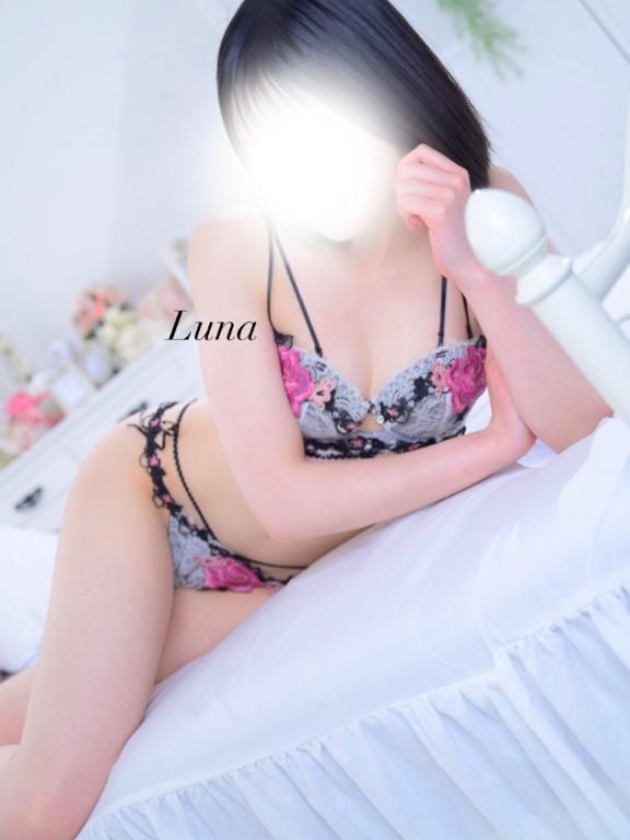 ん〜｜写メ日記｜内海るな｜新宿 高級デリヘル MIRAI TOKYO 新宿店