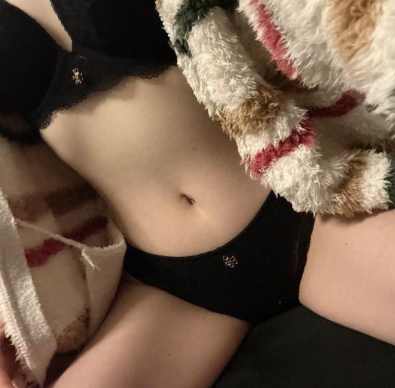 お兄さんのお誘い待ってます｜写メ日記｜浜岡みこの｜新宿 高級デリヘル MIRAI TOKYO 新宿店