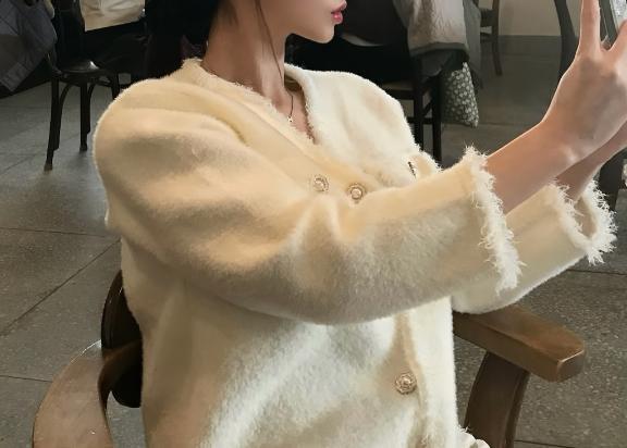 初めまして｜写メ日記｜波留まなつ｜新宿 高級デリヘル MIRAI TOKYO 新宿店