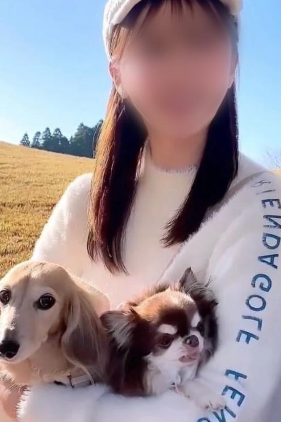 寝る前にストーリーで誰かの猫見て癒された🐱📱｜写メ日記｜星野 那由｜渋谷 高級デリヘル ティアリズム代官山