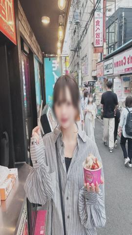 食べ歩き🥰