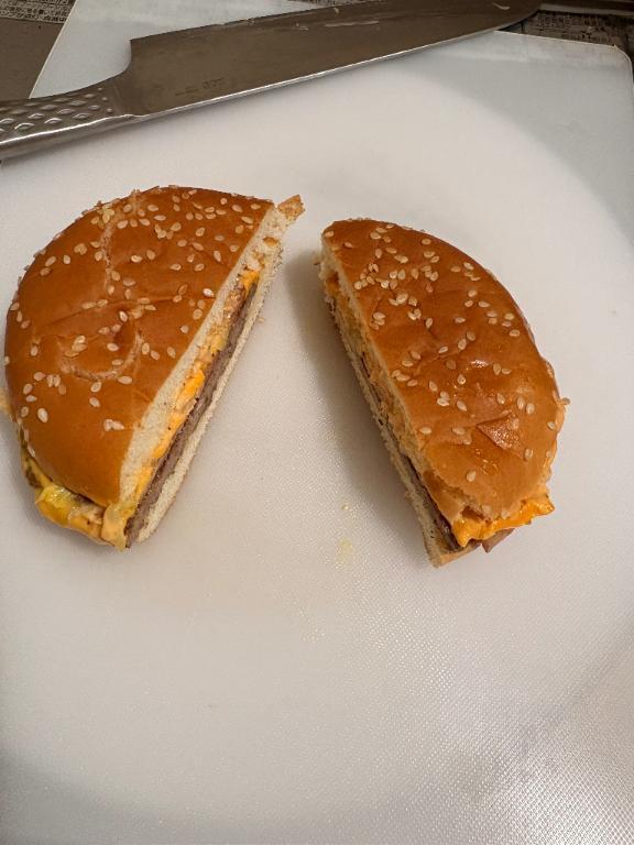 ベーコンレタスバーガー｜写メ日記｜おとは｜鶯谷 一般デリヘル 上野デリヘル倶楽部（鶯谷発～）