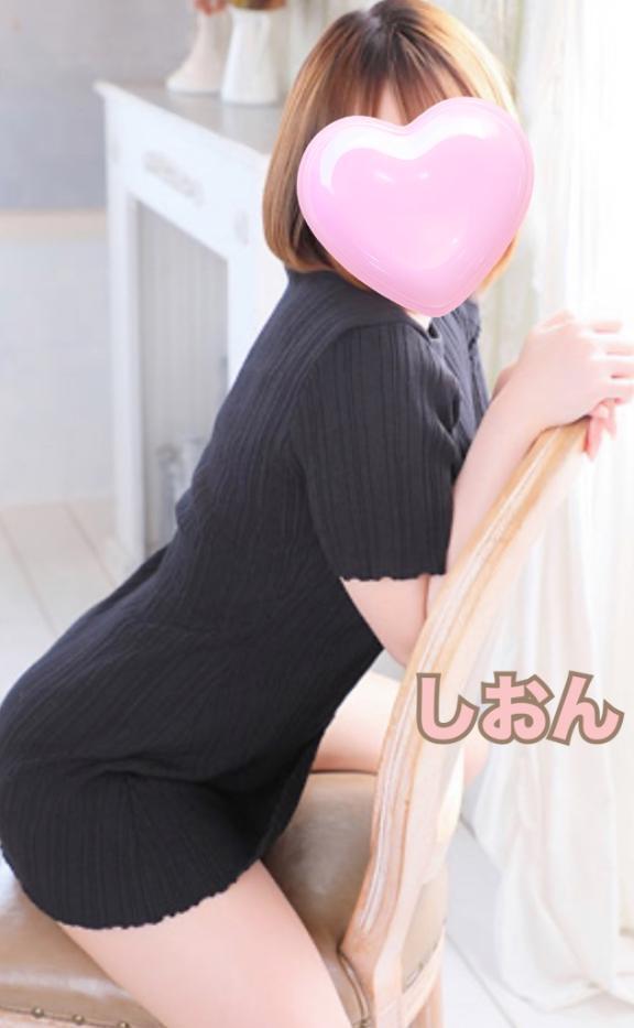 本日出勤と4月シフト｜写メ日記｜しおん｜鶯谷 一般デリヘル 上野デリヘル倶楽部（鶯谷発～）
