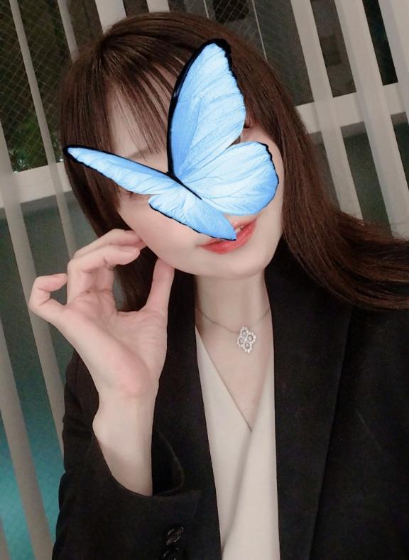 もち肌の色白人妻はいかが？