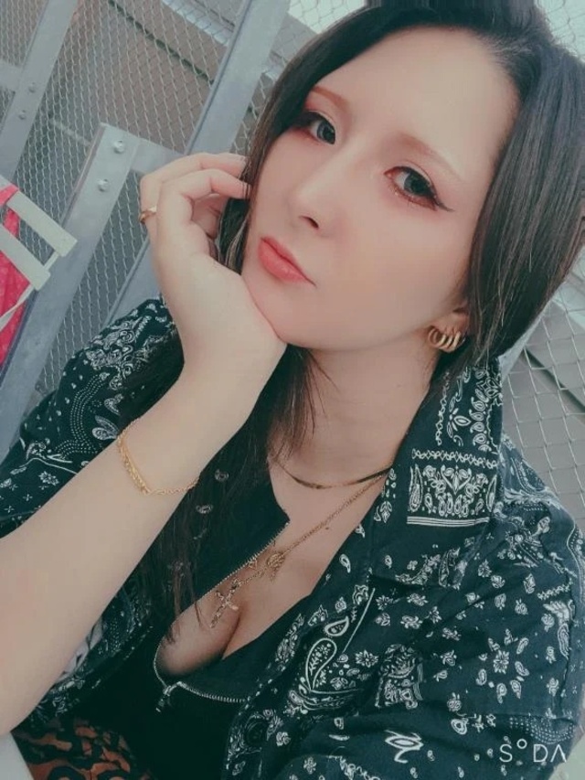 余裕ぶってる？｜写メ日記｜LAYLA｜新宿 一般デリヘル GINGIRA☆TOKYO～ギンギラ東京～