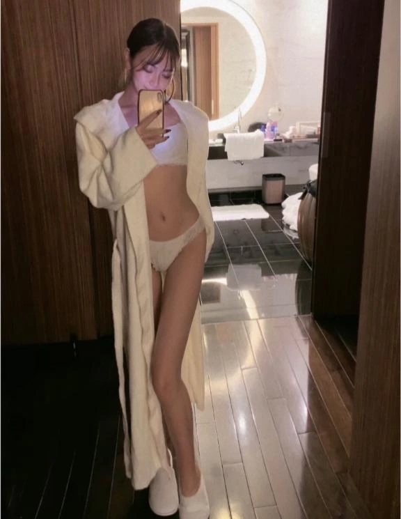 出勤｜写メ日記｜MOE｜新宿 一般デリヘル GINGIRA☆TOKYO～ギンギラ東京～