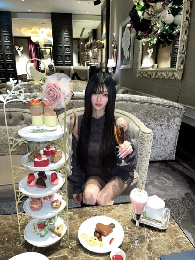 アフヌン🧸🤍🍰