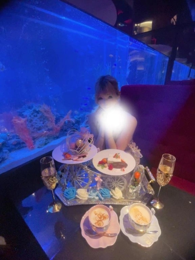 お触りされてもね🤍｜写メ日記｜JUNA｜新宿 一般デリヘル GINGIRA☆TOKYO～ギンギラ東京～