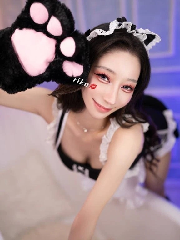 休日何するのかにゃー❓🐾