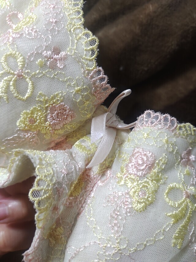 今日はイエローの気分💛｜写メ日記｜加藤｜鶯谷 一般デリヘル 鶯谷セールスレディ