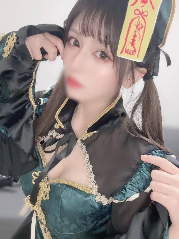その視線、止まらないよ…
