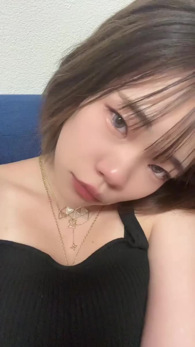 じーっと( ⌯'-'⌯)ｼﾞｰ♡