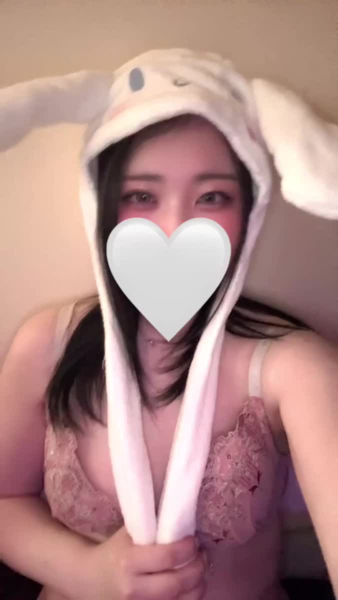 ﾋﾟｮｺﾋﾟｮｺ🐰🤍🤍｜写メ日記｜みな｜池袋 人妻デリヘル 奥様特急　池袋・大塚店