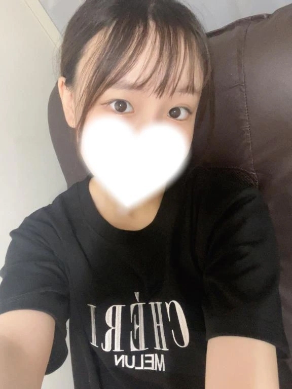 エモすぎる😭🎧|写メ日記|すず|新宿 出張エステ 東京アロマスタイル