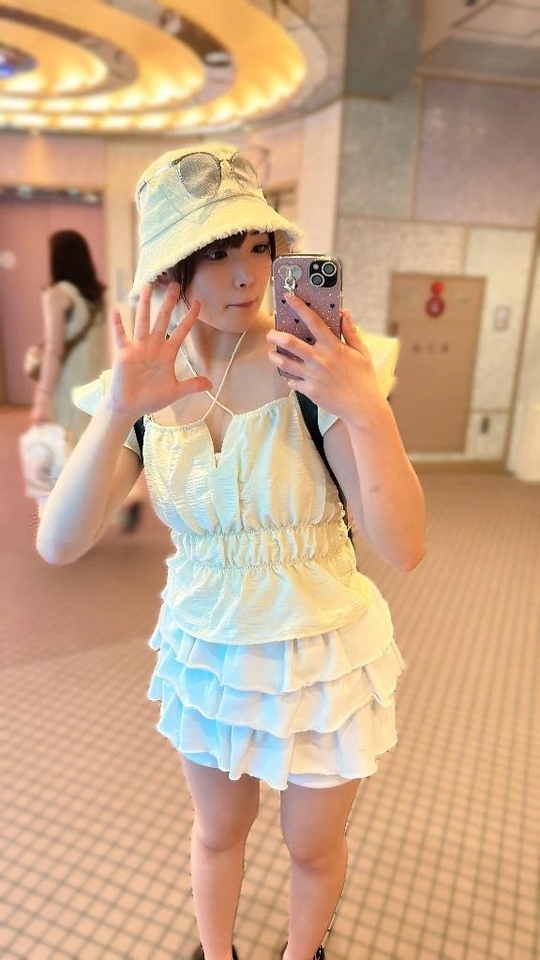 どっちが好きかにゃ？？(*ฅ́˘ฅ̀*)にゃ♡｜写メ日記｜みどり｜渋谷 一般デリヘル まだ舐めたくて学園渋谷校～舐めたくてグループ～