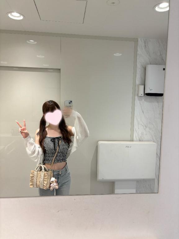 ７がちゅ〜🍑🤍｜写メ日記｜えみか｜渋谷 一般デリヘル まだ舐めたくて学園渋谷校～舐めたくてグループ～