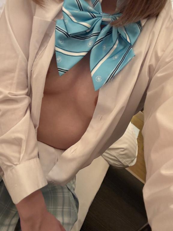 初出し🤍｜写メ日記｜かな｜渋谷 一般デリヘル まだ舐めたくて学園渋谷校～舐めたくてグループ～