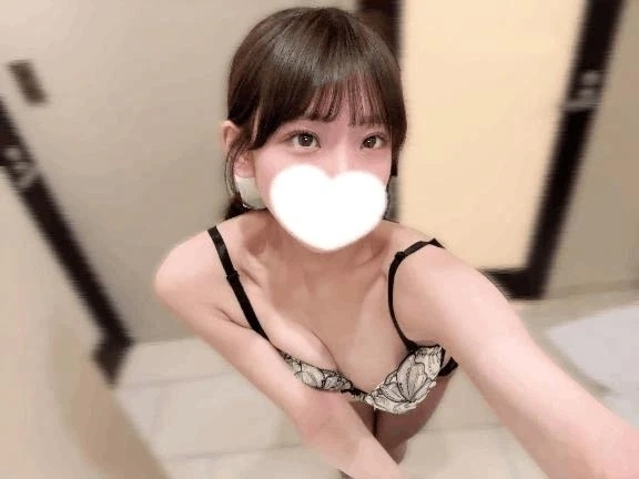 なにいろ？💭