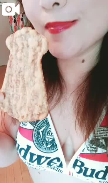 本日19:00から出勤させて頂きます🙋🤗💖♥️💕