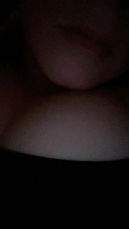 秋晴れ🍂｜写メ日記｜紅葉(もみじ)｜鶯谷 人妻デリヘル 熟女の風俗最終章鶯谷店