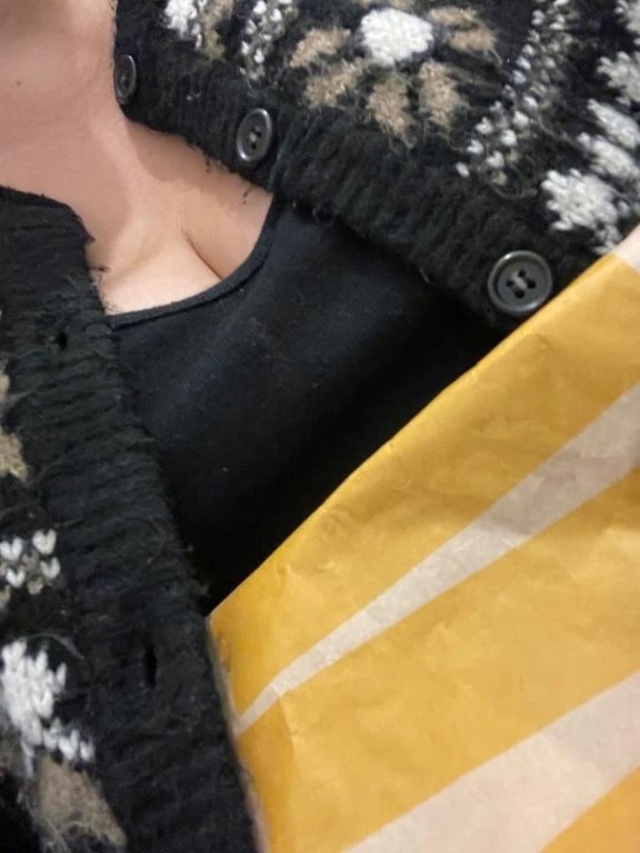 お昼🍔｜写メ日記｜紅葉(もみじ)｜鶯谷 人妻デリヘル 熟女の風俗最終章鶯谷店