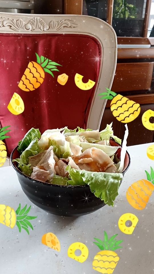 本日午後から出勤💕朝は、豚しゃぶサラダ🥗作りました💕