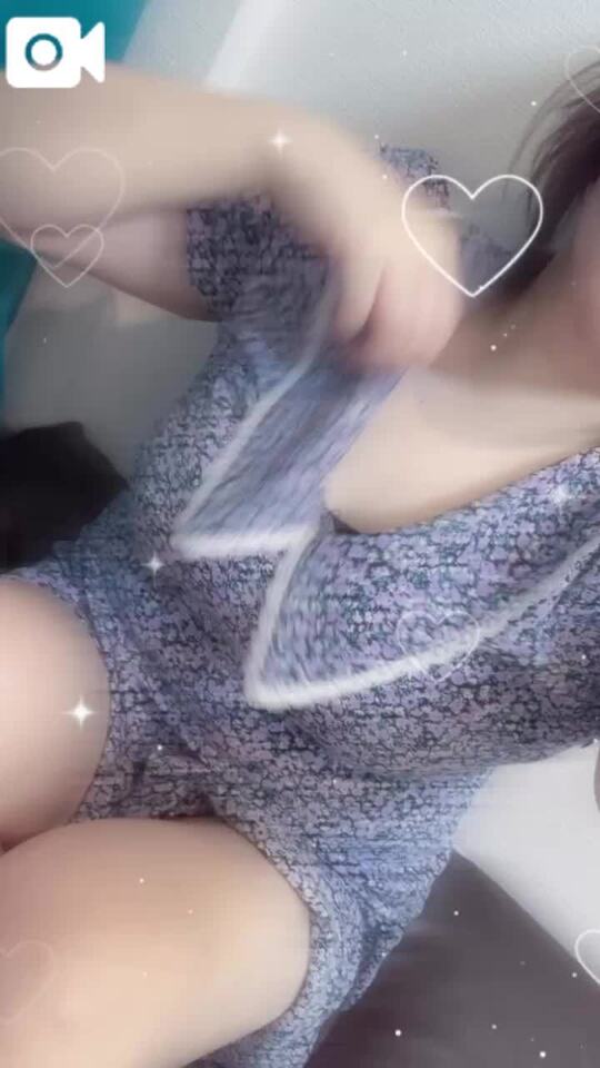 おっぱいを冷ましています｜写メ日記｜小野｜鶯谷 人妻デリヘル 熟女の風俗最終章鶯谷店